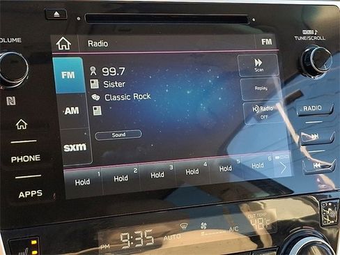 Used 2019 Subaru Outback 2.5i Limited image 16