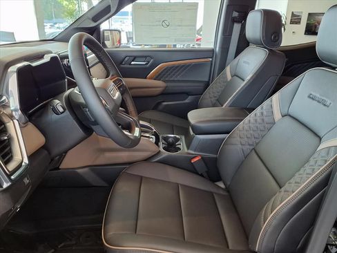 New 2026 GMC Canyon Denali w/ LPO, Denali Black Edition AWD/4WD image 14