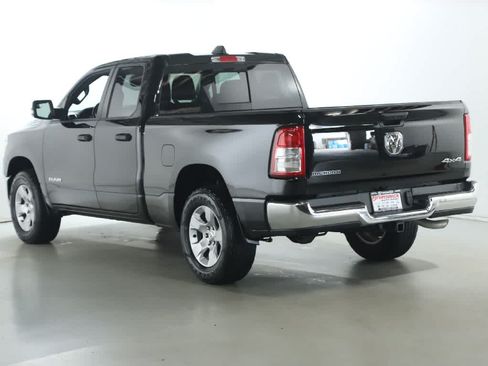 Used 2024 RAM 1500 Big Horn AWD/4WD image 40