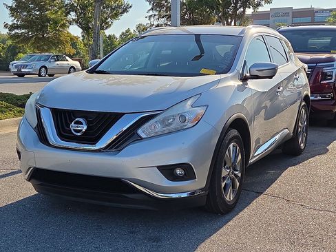 Used 2017 Nissan Murano SL FWD image 2