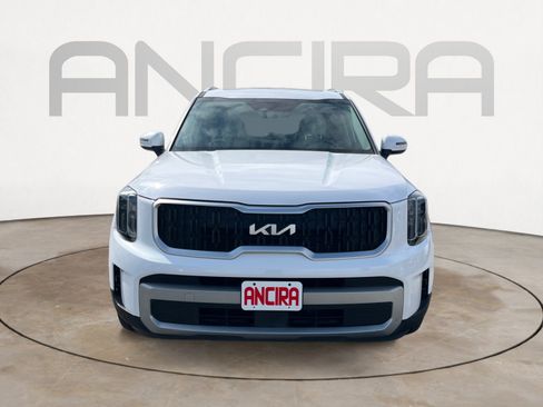Used 2023 Kia Telluride EX w/ EX Captain's Chair Package AWD/4WD image 5
