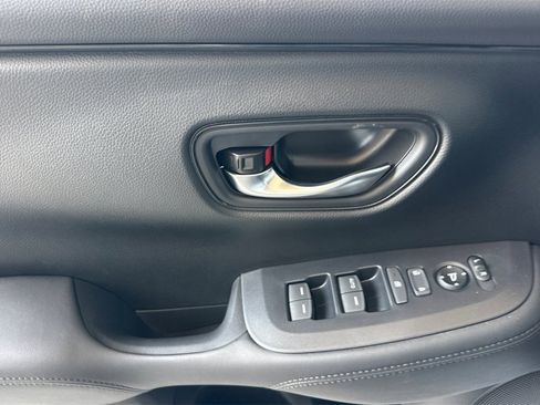 New 2026 Honda HR-V LX image 11