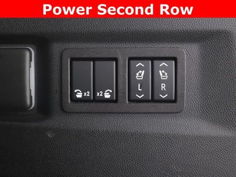 Used 2024 Chevrolet Tahoe High Country AWD/4WD image 35