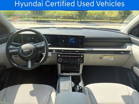 Certified 2025 Hyundai Tucson Limited AWD/4WD image 15