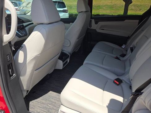 New 2026 Honda Odyssey EX-L image 11