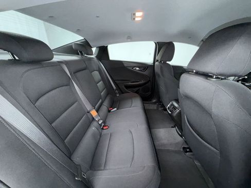 Used 2024 Chevrolet Malibu LT FWD image 11