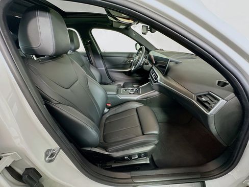 Used 2024 BMW 330i Sedan image 32