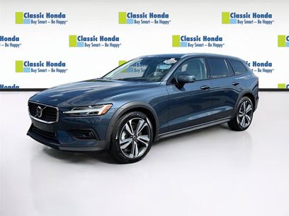 Used 2025 Volvo V60 B5 Cross Country Plus