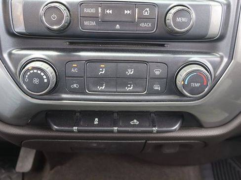 Used 2018 Chevrolet Silverado 1500 LT AWD/4WD image 12