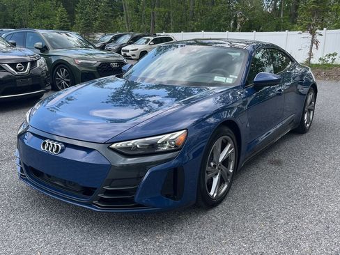 Used 2024 Audi e-tron GT Premium Plus AWD/4WD image 3