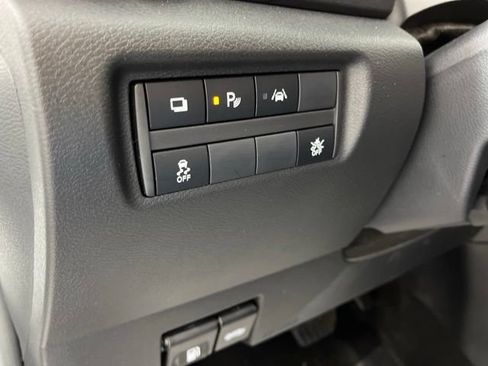 Certified 2025 Nissan Versa S w/ Trunk Package FWD image 30