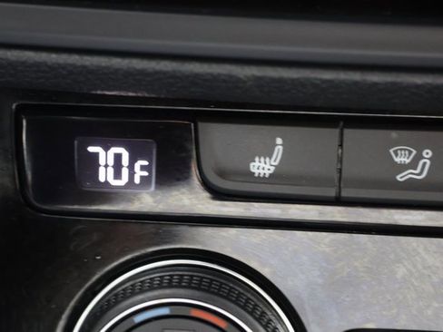 Used 2024 Volkswagen Jetta GLI 40th Anniversary Edition image 16