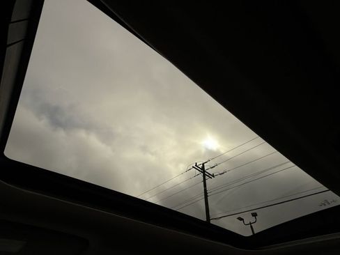 Used 2022 Honda Civic EX-L image 23