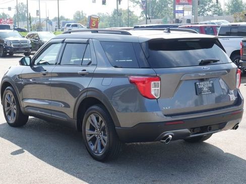 Used 2023 Ford Explorer XLT w/ Equipment Group 202A AWD/4WD image 10