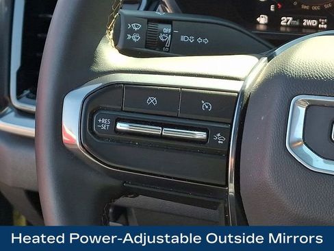 Used 2024 GMC Canyon AT4 image 25