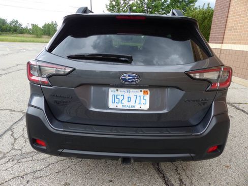 Used 2023 Subaru Outback Onyx Edition XT AWD/4WD image 7