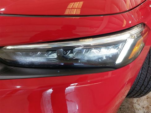 Used 2022 Honda Civic EX-L image 30