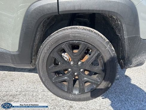 Used 2022 Jeep Renegade Altitude image 17