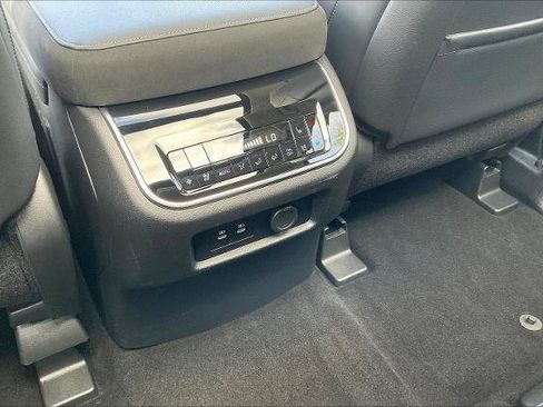 Certified 2025 INFINITI QX80 Luxe AWD/4WD image 10