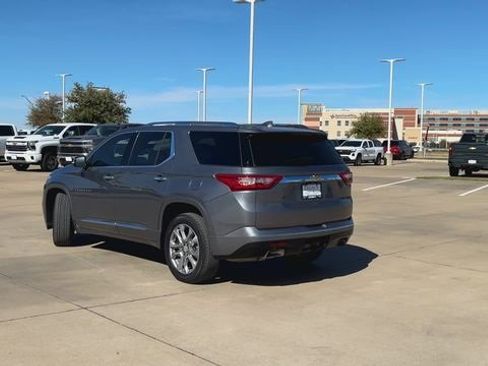 Used 2020 Chevrolet Traverse Premier w/ LPO, Floor Liner Package image 6
