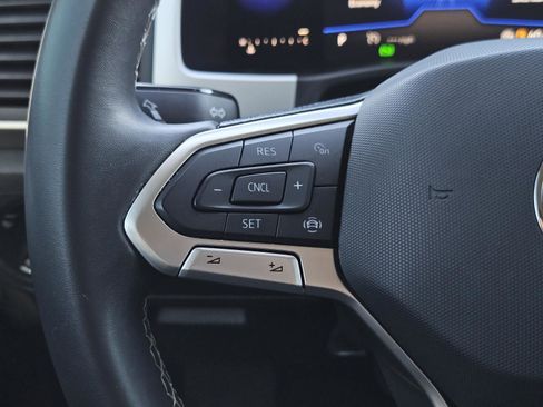 Used 2022 Volkswagen Atlas SE image 15