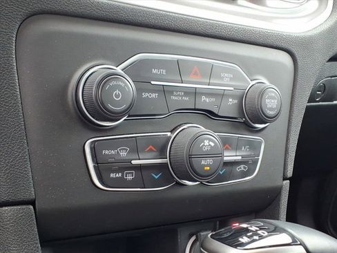 Used 2021 Dodge Charger GT image 13