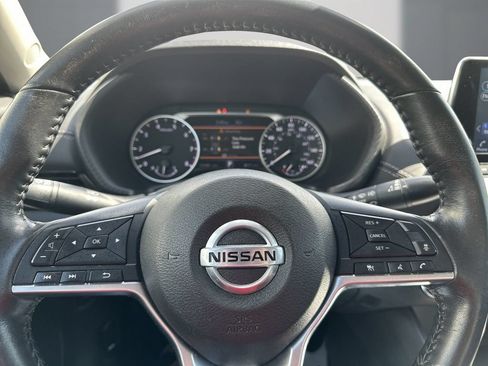 Used 2022 Nissan Sentra SV FWD image 21