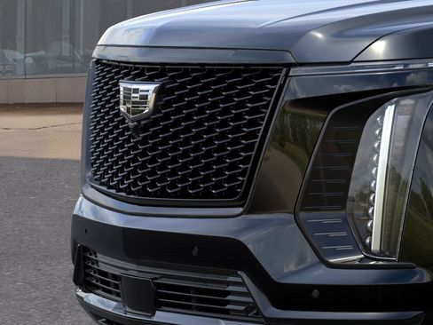 New 2026 Cadillac Escalade Platinum Sport AWD/4WD image 13
