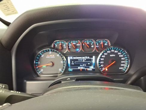 Used 2018 Chevrolet Silverado 1500 LT w/ All Star Edition AWD/4WD image 19