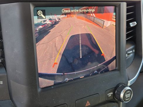 Used 2019 RAM 1500 Big Horn image 18