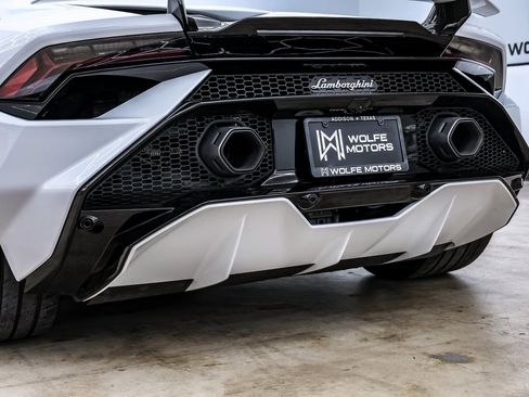 Used 2023 Lamborghini Huracan Tecnica image 79