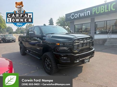 Used 2025 RAM 3500 Big Horn AWD/4WD image 3