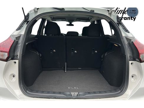 Certified 2025 Nissan Kicks Play S FWD image 27
