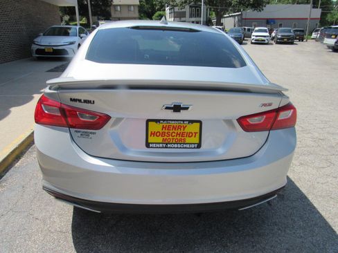Used 2021 Chevrolet Malibu RS FWD image 3