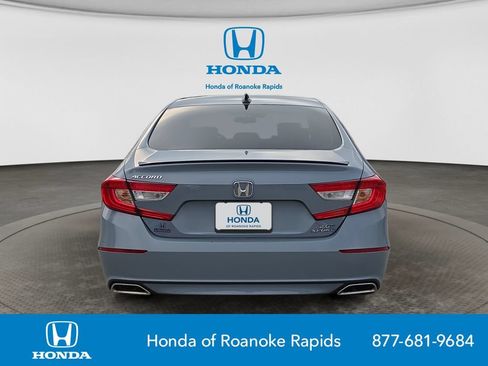 Used 2022 Honda Accord Sport image 4