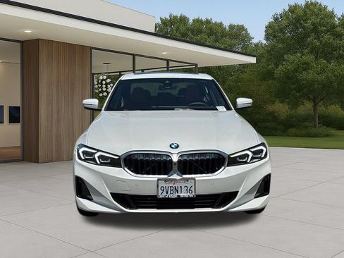 Used 2026 BMW 330i Sedan w/ Premium Package RWD image 4