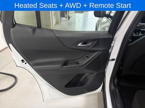 Used 2026 Chevrolet Equinox LT AWD/4WD image 15