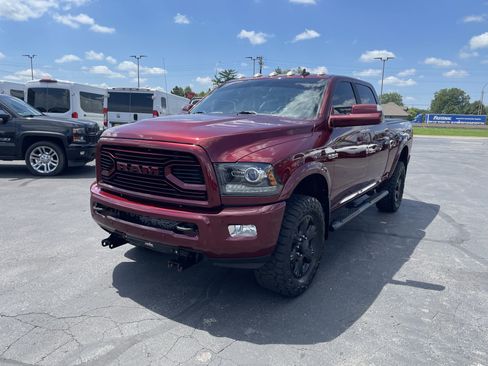 Used 2018 RAM 2500 Laramie w/ Sport Appearance Group AWD/4WD image 4