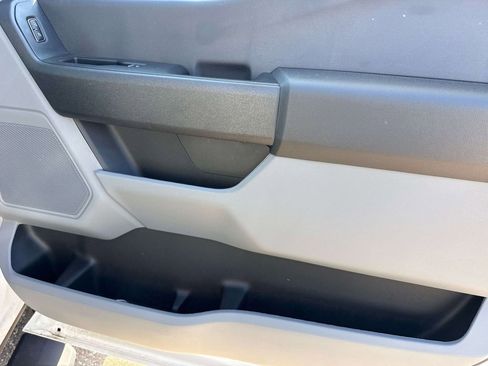 Used 2023 Ford F550 4x4 Regular Cab Super Duty image 12