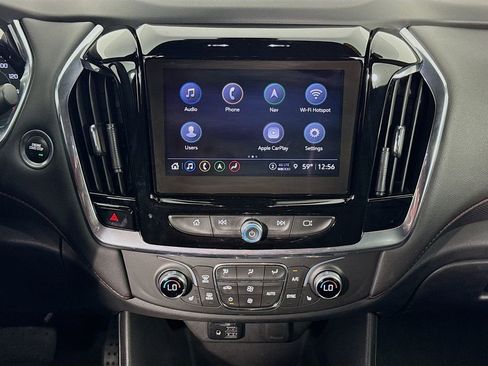 Used 2023 Chevrolet Traverse RS image 37