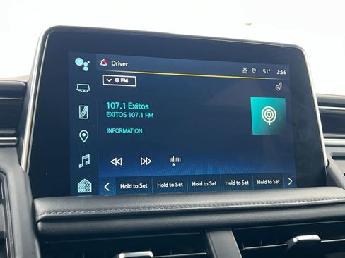 Used 2023 Chevrolet Suburban LT image 19