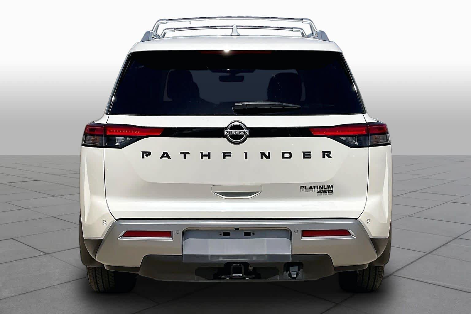 Used 2024 Nissan Pathfinder Platinum AWD/4WD image 5