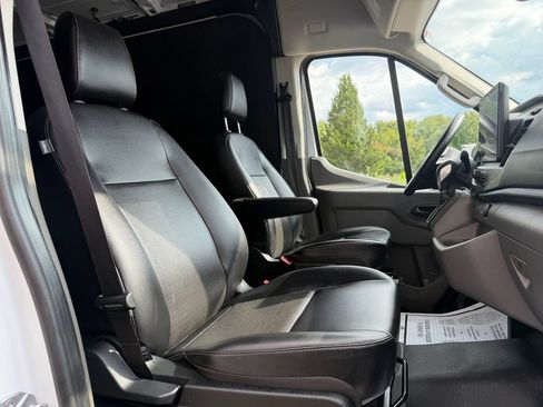 Used 2026 Ford Transit 250 148 Medium Roof w/ Load Area Protection Package RWD image 30