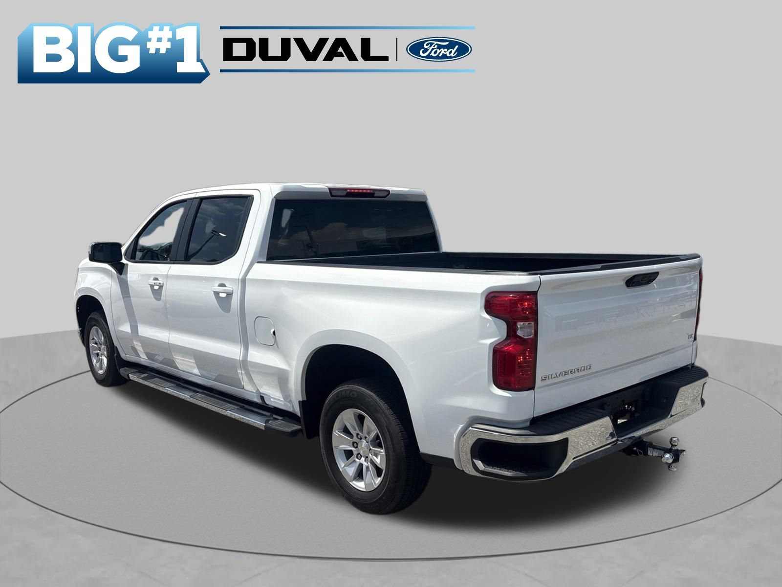 Used 2024 Chevrolet Silverado 1500 LT w/ Protection Package RWD image 4