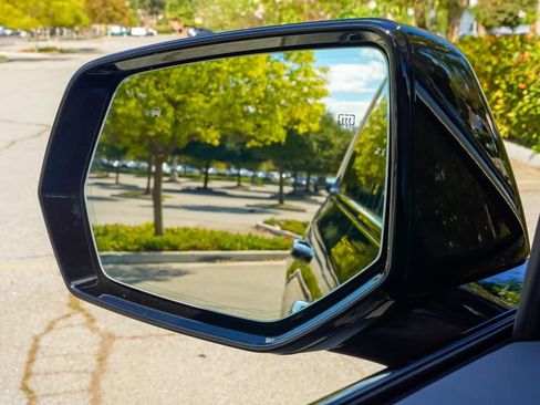 New 2026 Cadillac Escalade IQ Luxury 1 image 17