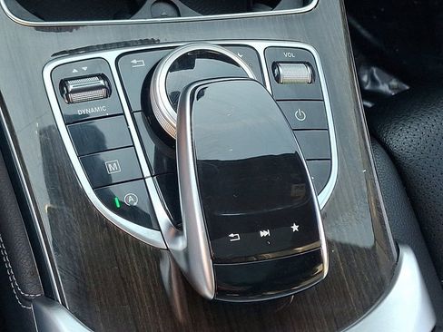 Used 2019 Mercedes-Benz GLC 300 4MATIC w/ Multimedia Package image 24