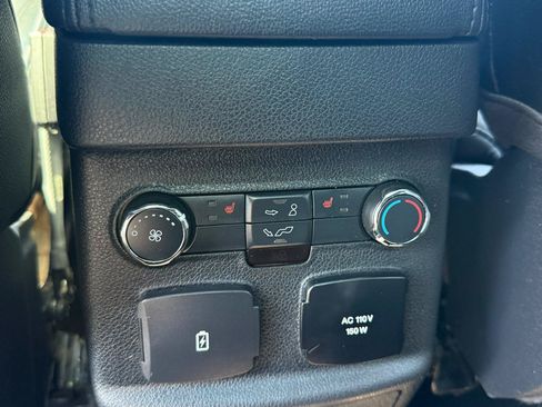 Used 2016 Ford Explorer Limited FWD image 20