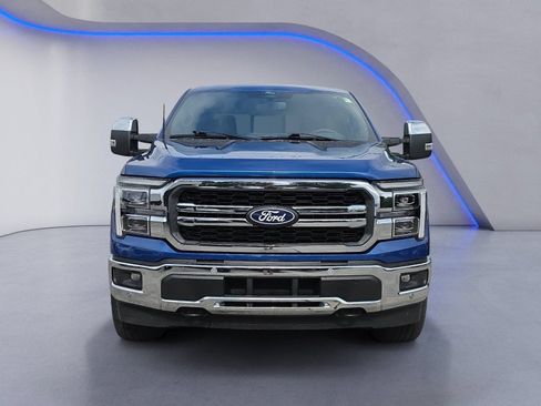 Used 2025 Ford F150 Lariat w/ Equipment Group 501A Mid AWD/4WD image 8