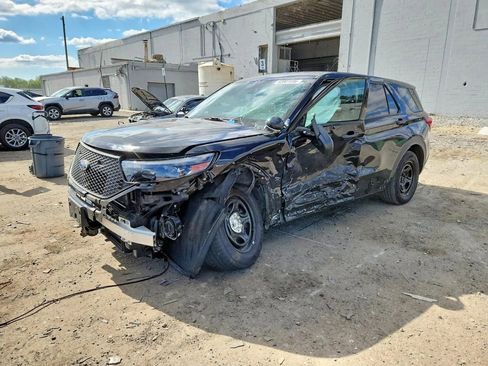 Used 2022 Ford Explorer 4WD Police Interceptor image 2