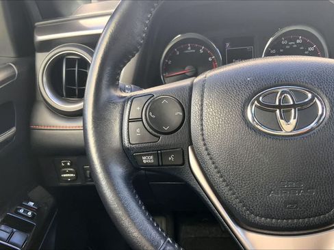 Used 2016 Toyota RAV4 SE FWD image 24